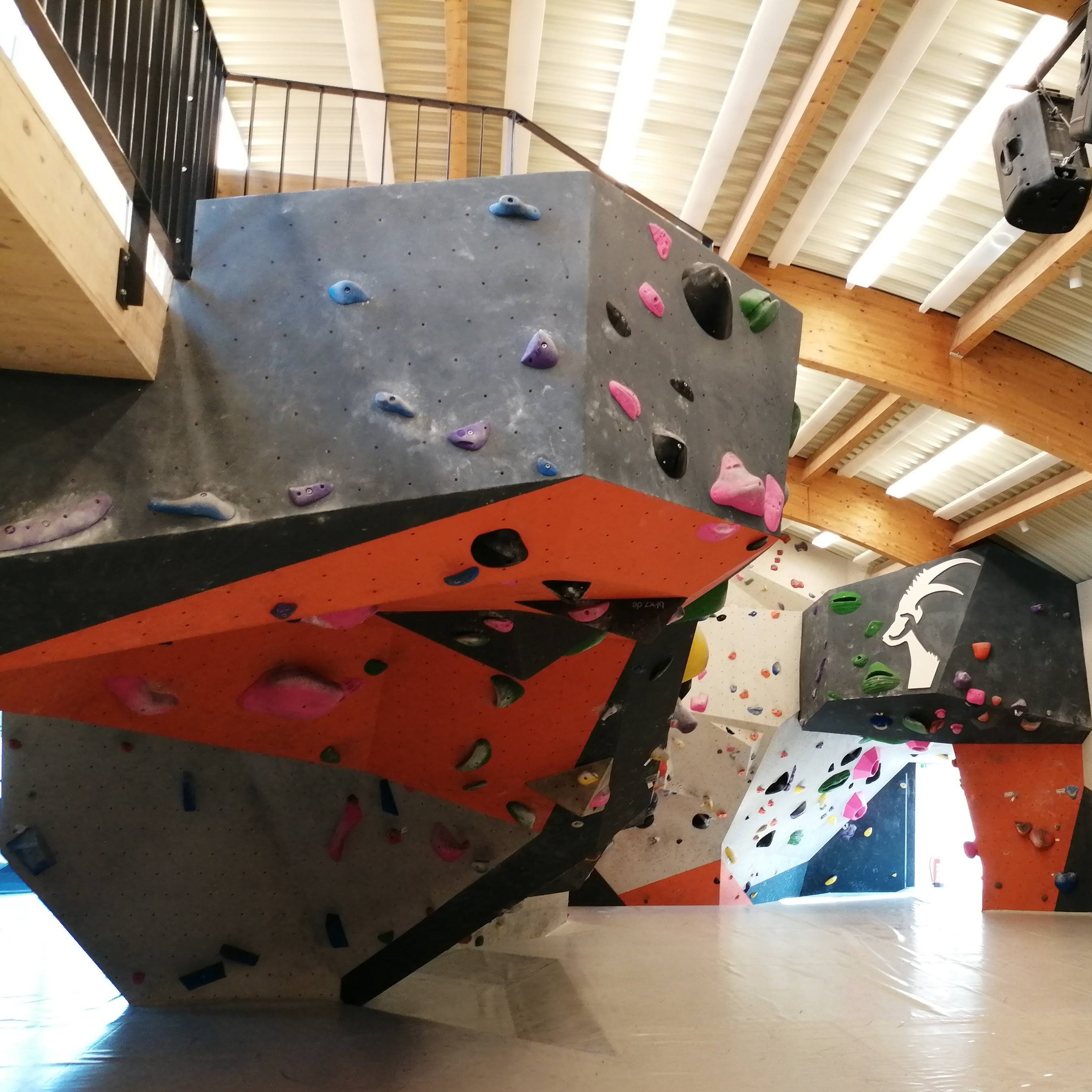 Boulderhalle Steinblock